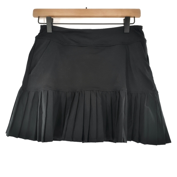 Topgolf Semi Pleated Black Mini Skirt/Skort - Picture 2 of 4